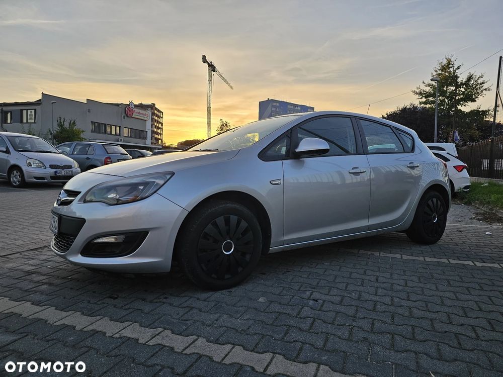Opel Astra - 4