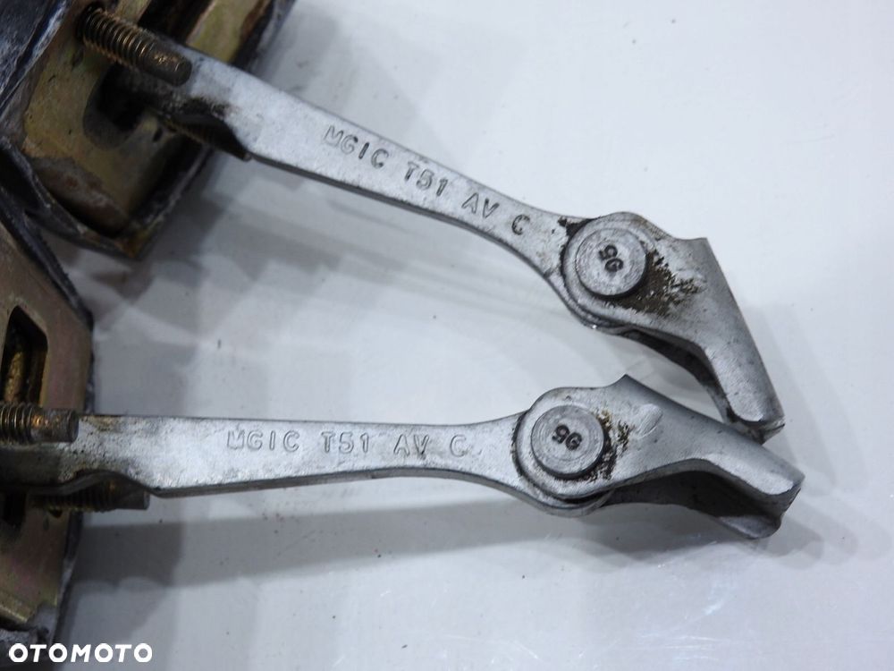 OGRANICZNIK DRZWI PRZÓD PEUGEOT 307 LIFT - 7