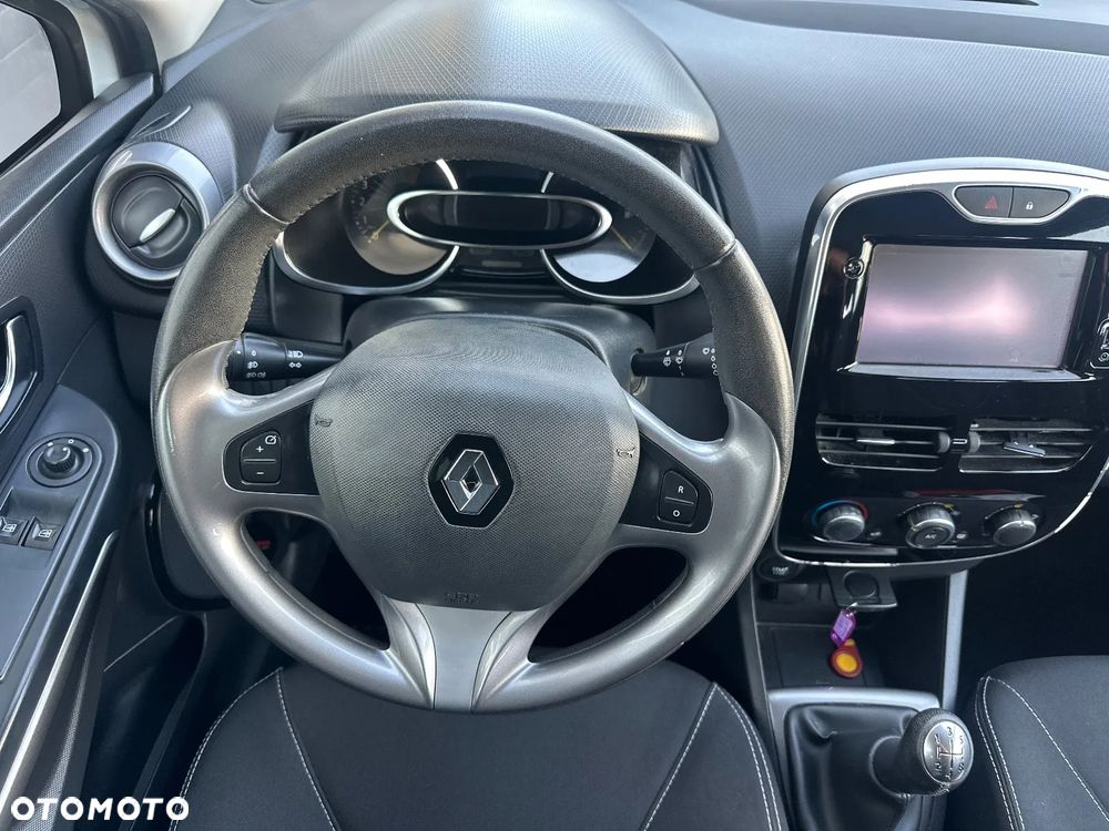 Renault Clio 1.2 16V Limited - 20