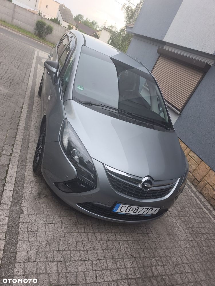 Opel Zafira - 1