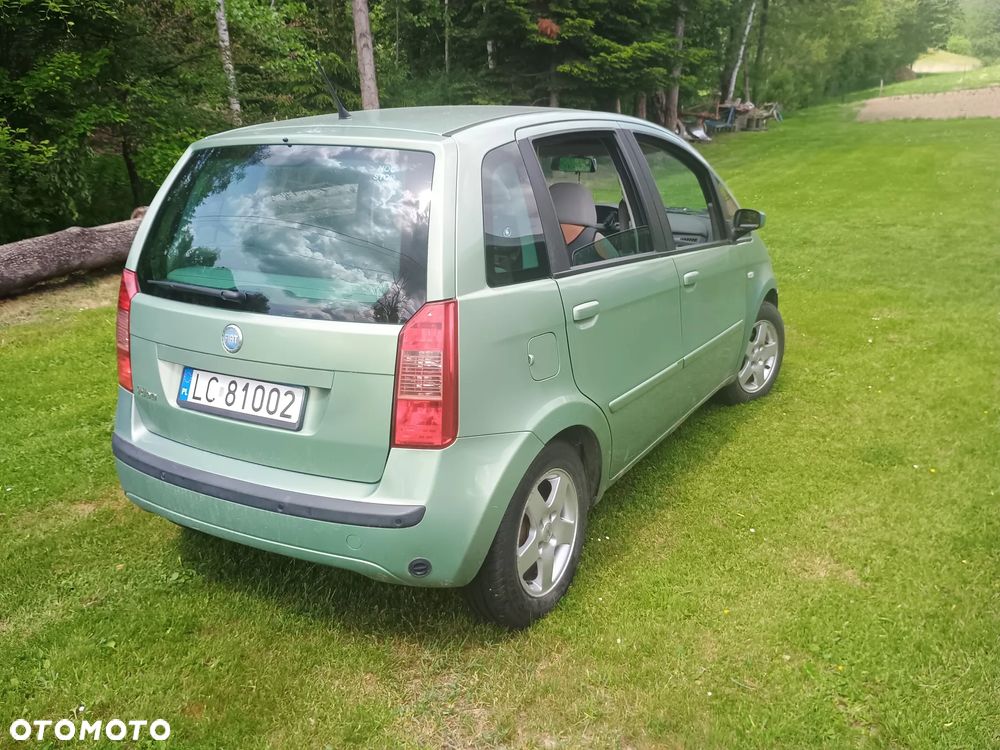 Fiat Idea 1.4 16V Actual - 1