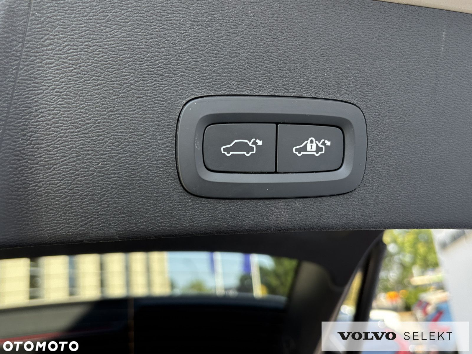 Volvo XC 40 - 24