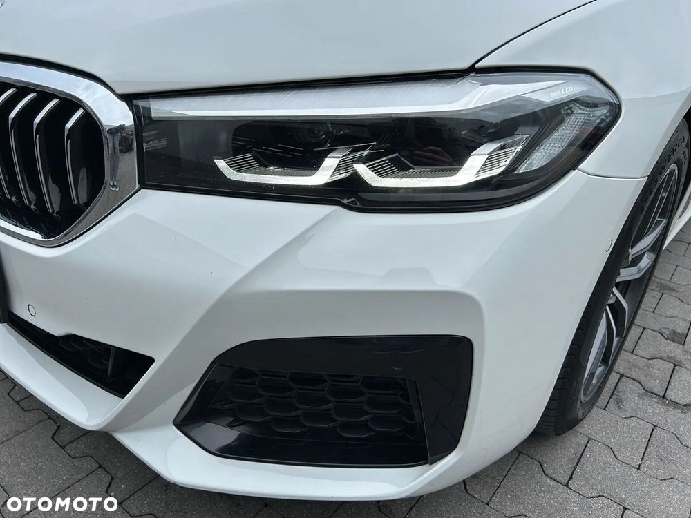 BMW Seria 5 520d xDrive mHEV M Sport sport - 40