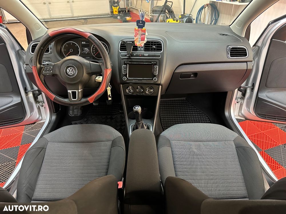 Volkswagen Polo - 5