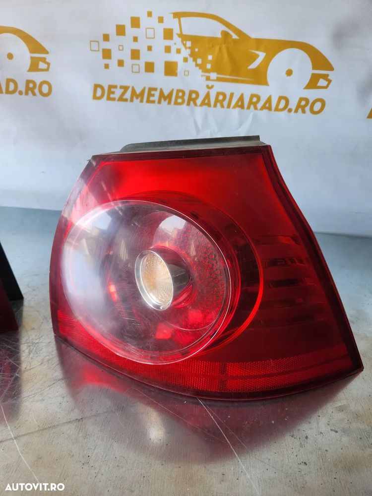 Stopuri Lampa Stop Tripla Stanga Dreapta Vw Golf 5 Hatchback - Dezmembrari Arad - 8