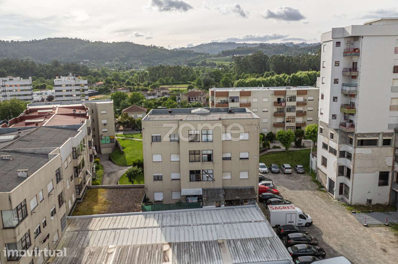 Apartamento T3 Remodelado Centro de Vila Verde - Grande imagem: 5/20
