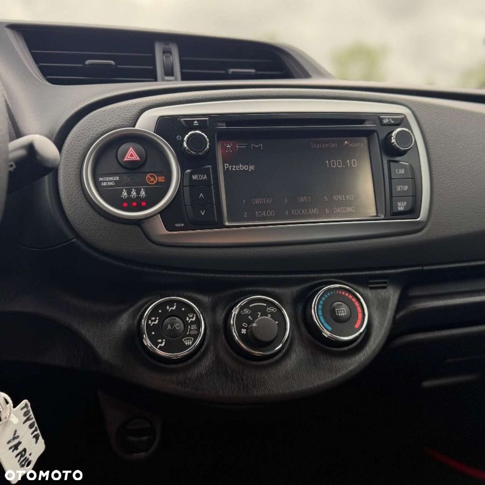 Toyota Yaris 1.33 Selection Platinum - 29