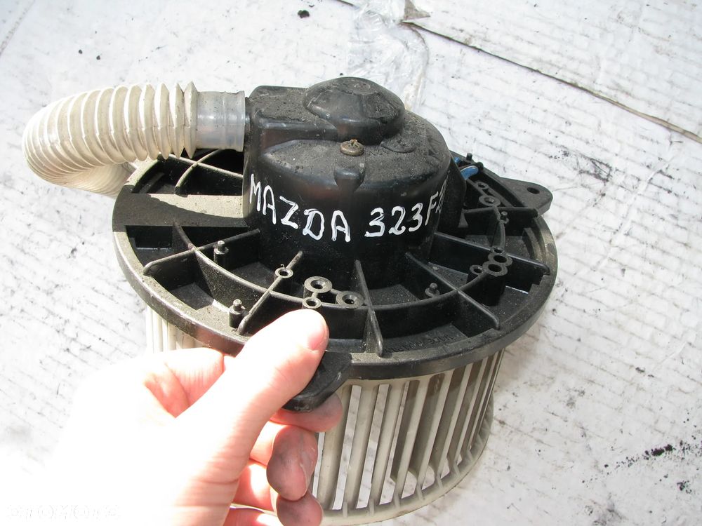 DMUCHAWA WENTYLATOR NAWIEWUMazda 323F - 2