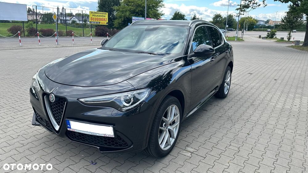 Alfa Romeo Stelvio 2.0 Turbo 16V AT8-Q4 Veloce - 1