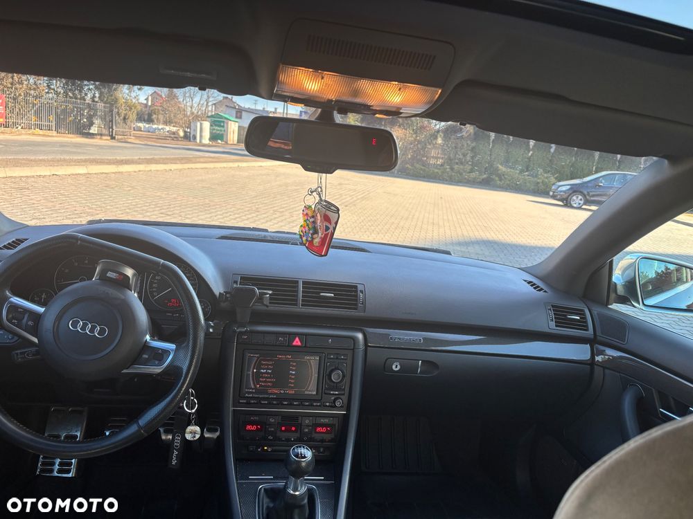 Audi S4 Avant - 14