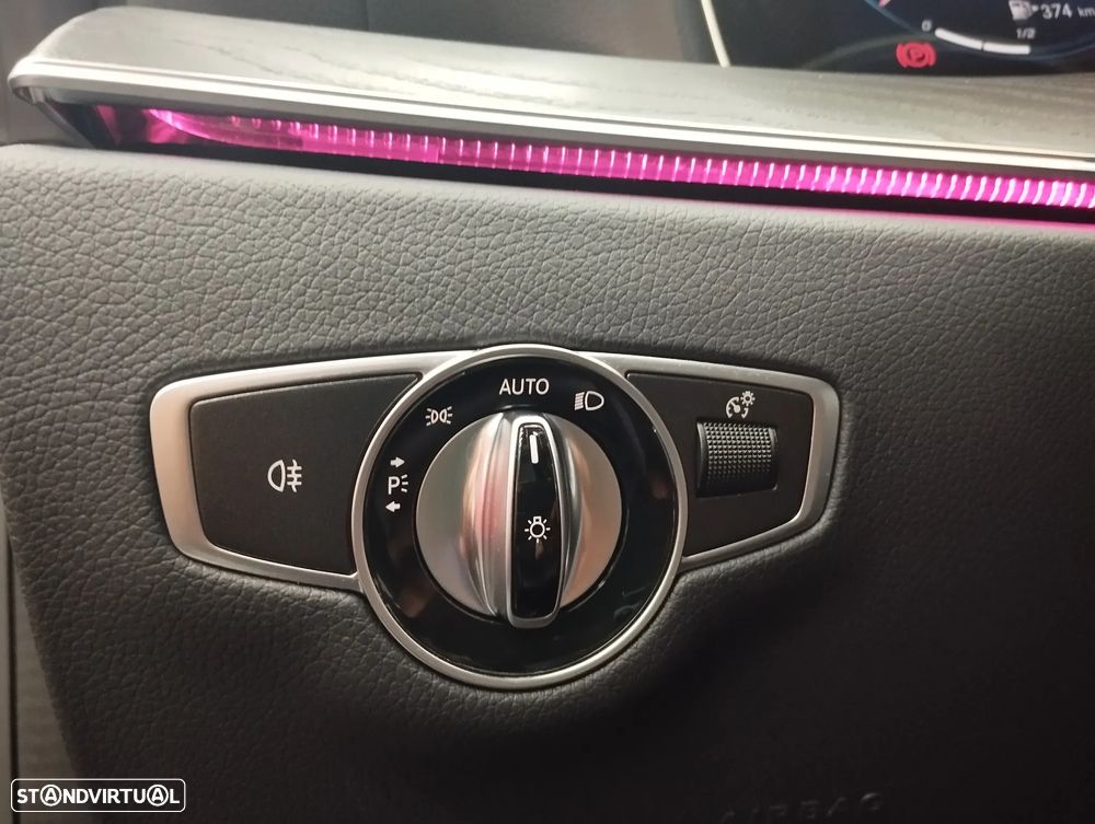 Mercedes-Benz E 220 d AMG Line - 28