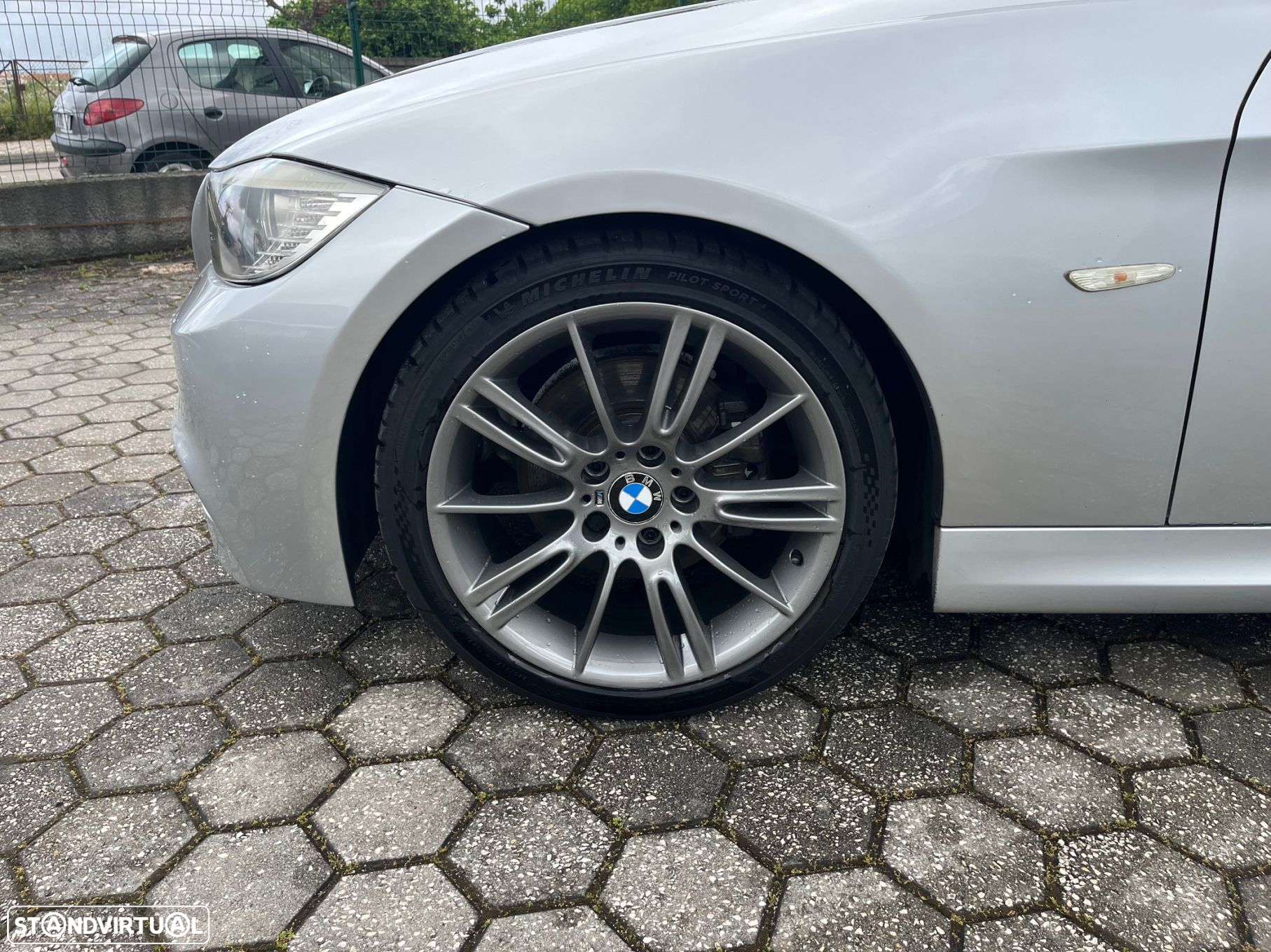 BMW 318 d Touring Pack M - 15