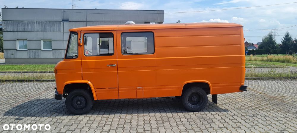 Mercedes-Benz T2 Dusseldorfer 309 - 11