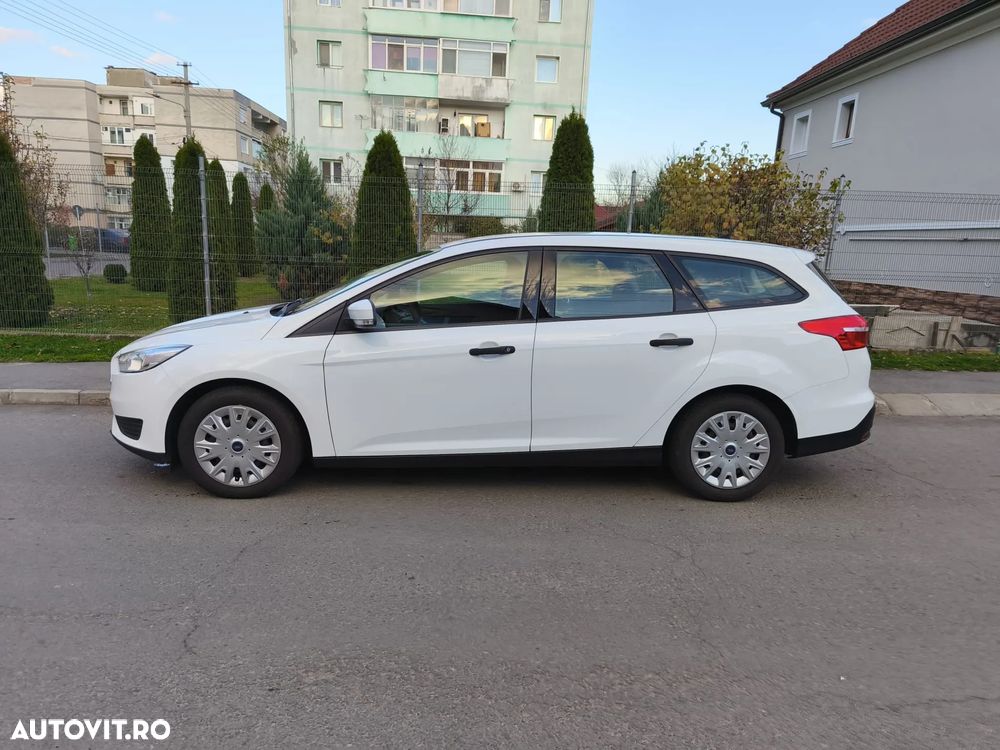 Ford Focus 1.0 EcoBoost Connected - 3