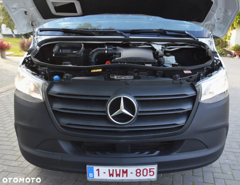 Mercedes-Benz SPRINTER - 15