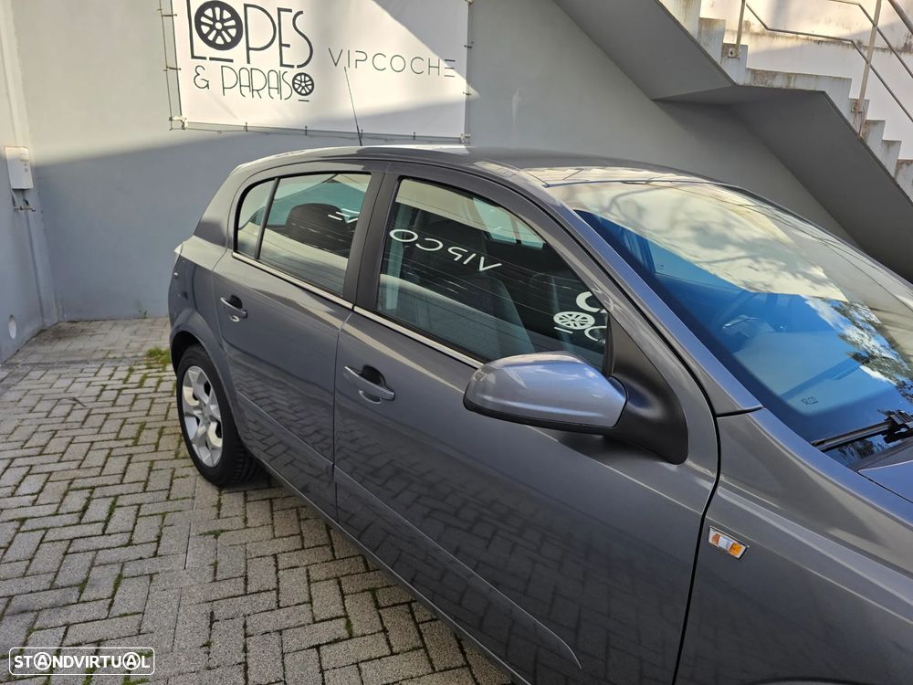Opel Astra 1.3 CDTI Cosmo - 19