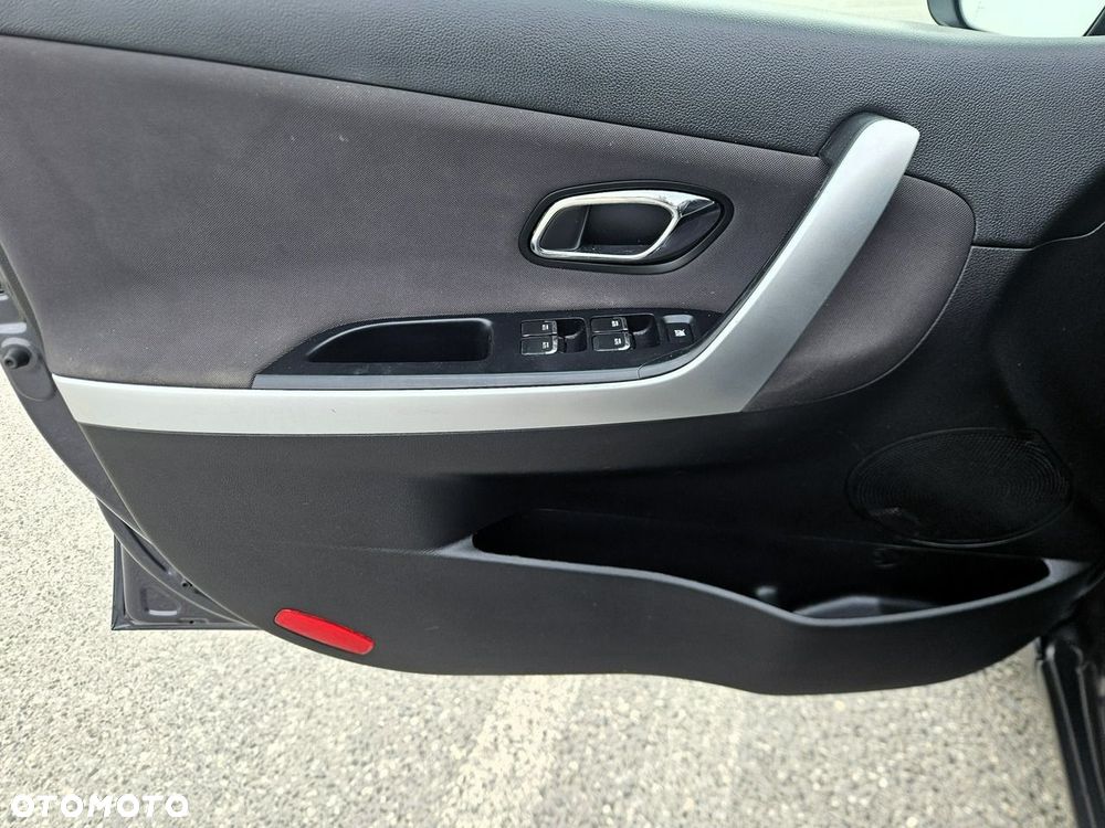 Kia Ceed 1.6 CRDi 128 Dream-Team Edition - 19
