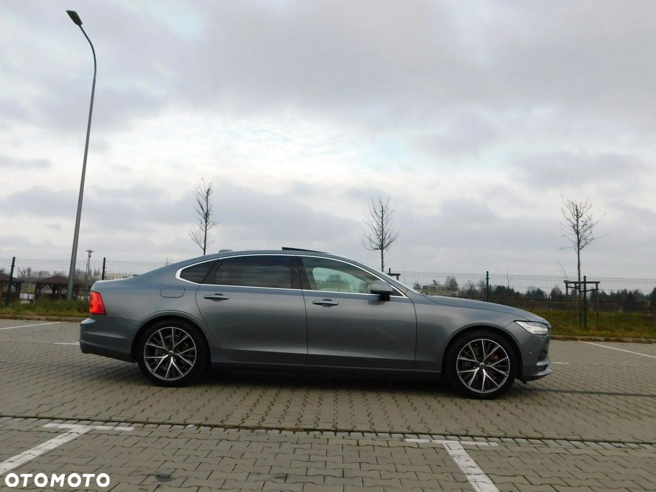 Volvo S90 - 31