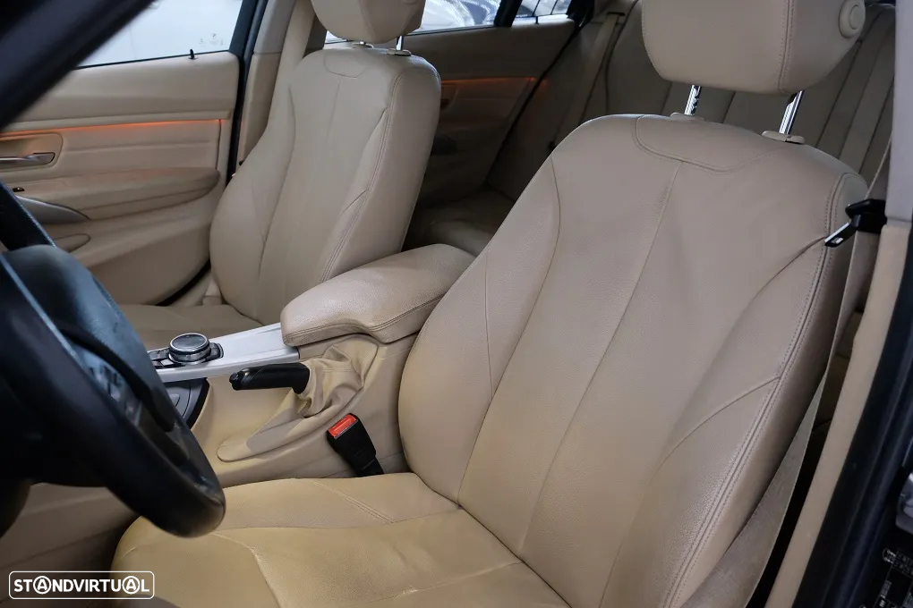 BMW 320 i xDrive Aut. Luxury Line - 10