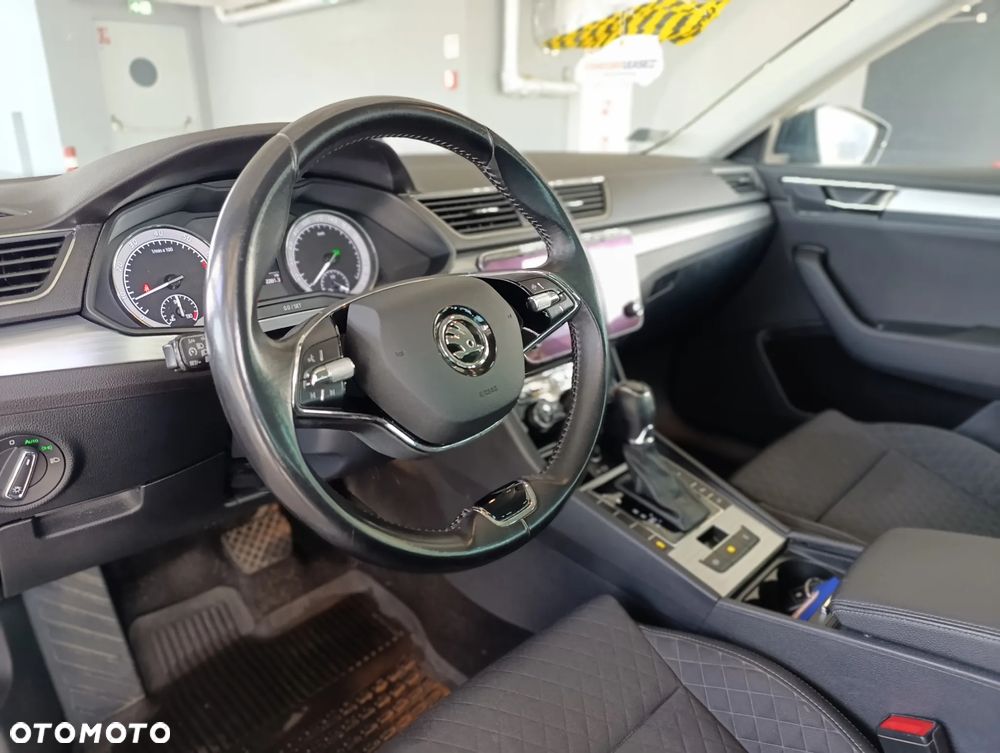 Skoda Superb 1.5 TSI Ambition DSG - 14