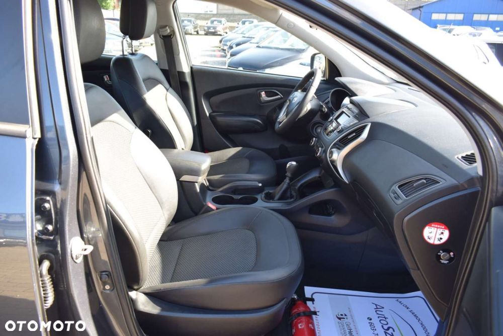 Hyundai ix35 - 24