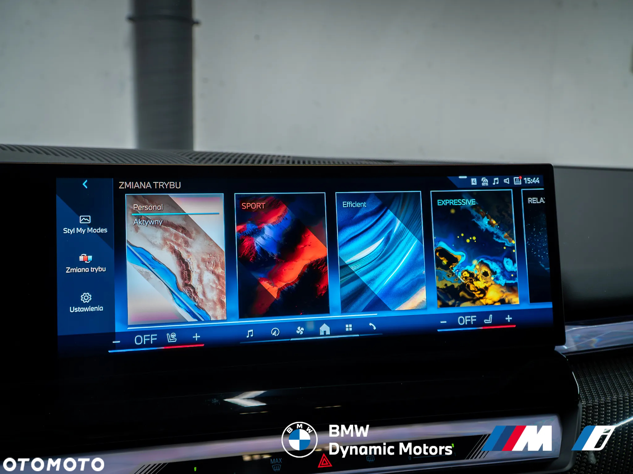 BMW Seria 5 520d xDrive - 29