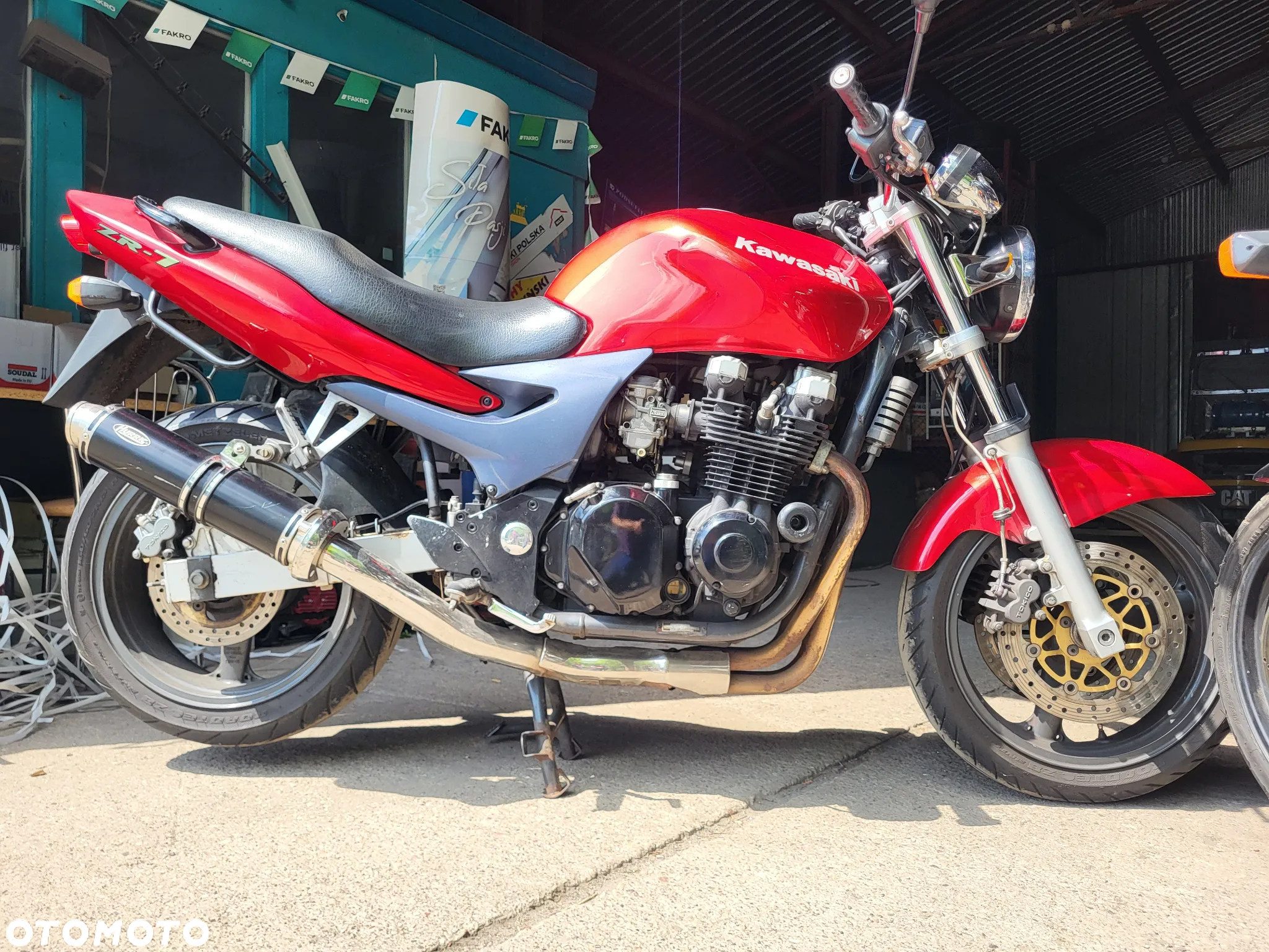 Suzuki GSX - 19