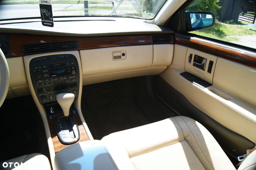Cadillac Seville - 22