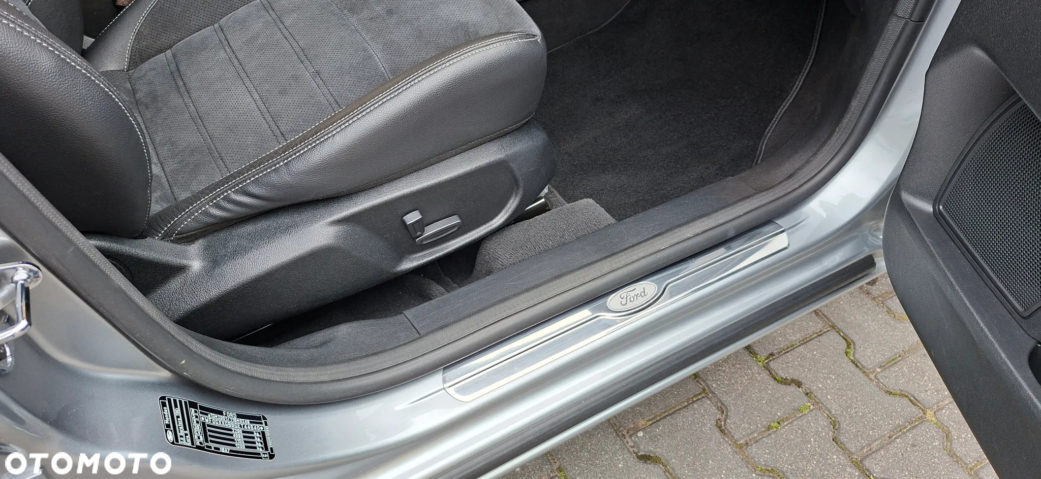 Ford Mondeo 2.0 TDCi Titanium - 21