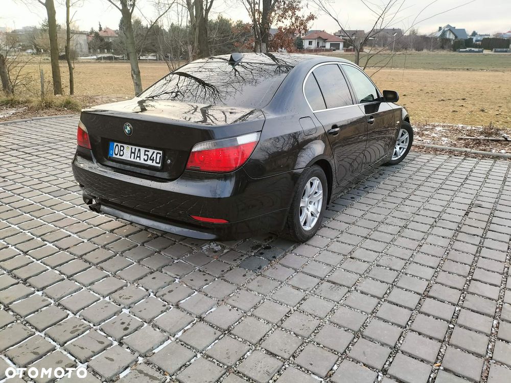 BMW Seria 5 525d - 10