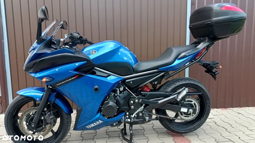 Yamaha XJ - 17