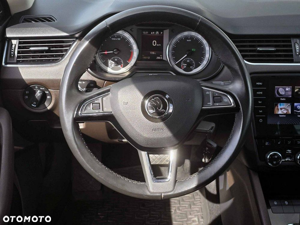 Skoda Octavia 2.0 TDI SCR L&K DSG - 29