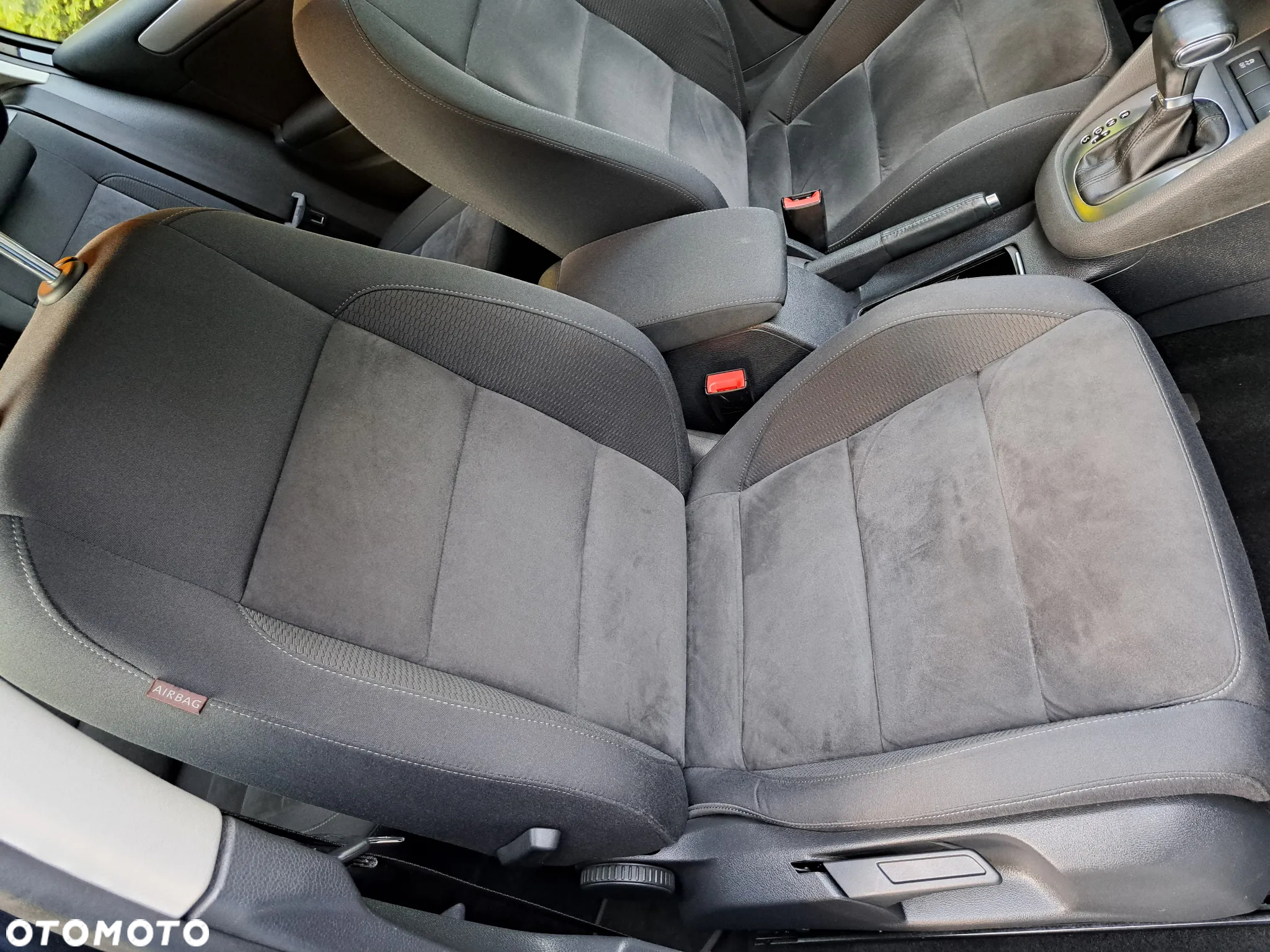 Volkswagen Golf VI 1.4 TSI Highline Optimum DSG - 19