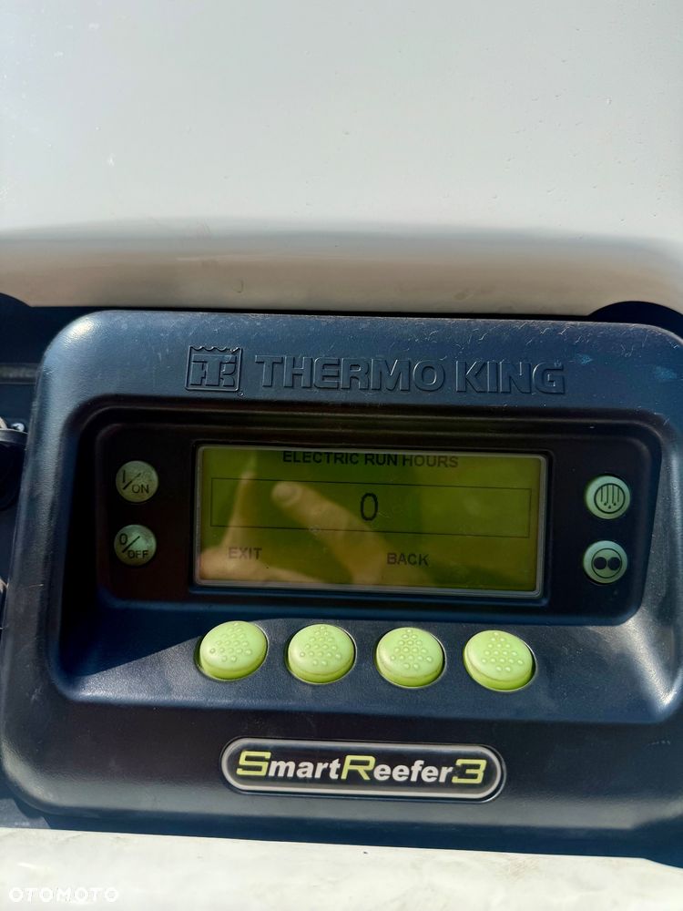 Schmitz Cargobull SCHMITZ / CHLODNIA / THERMO KING SLX 300 / DOPELSTOCHK/KOSZ NA PALETY/ 5 sm ROK PRODUKCJI: 2011 - 13