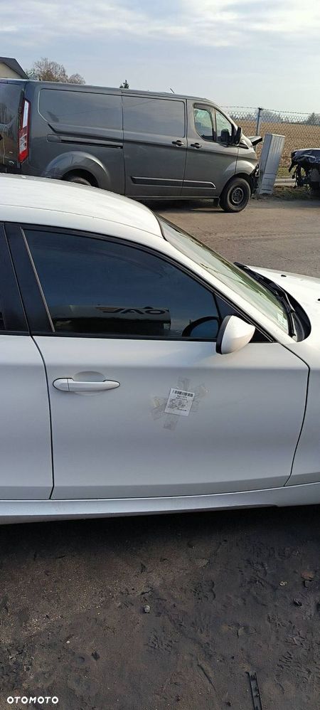 DRZWI PRAWE PRZÓD BMW SERIA 1 E87 ALPINWEISS 300 - 2