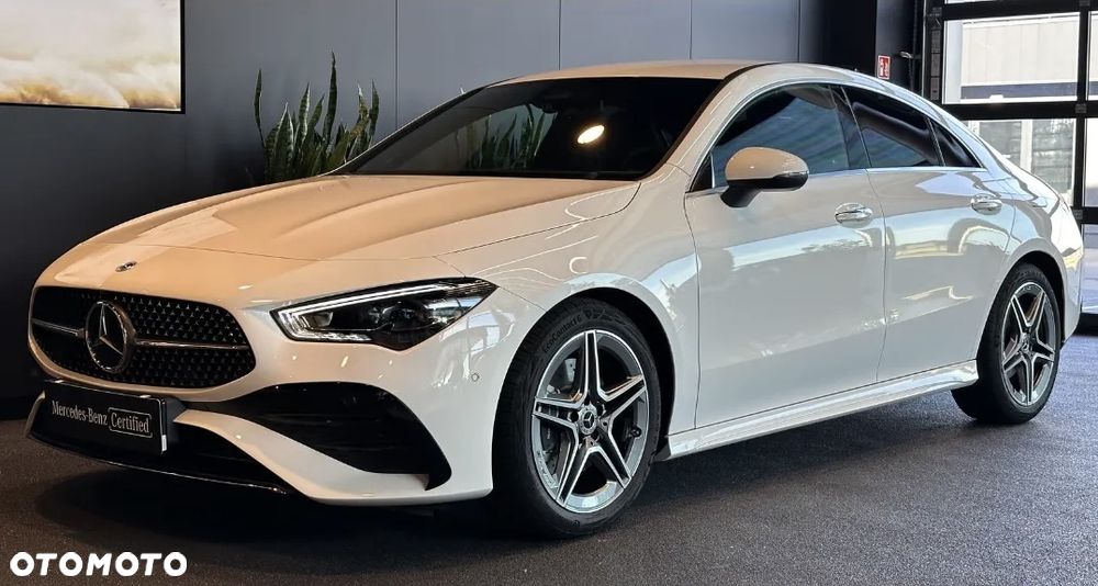 Mercedes-Benz CLA 200 AMG Line 7G-DCT - 1