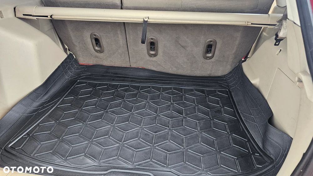 Dodge Caliber 2.0 CRD SE - 16