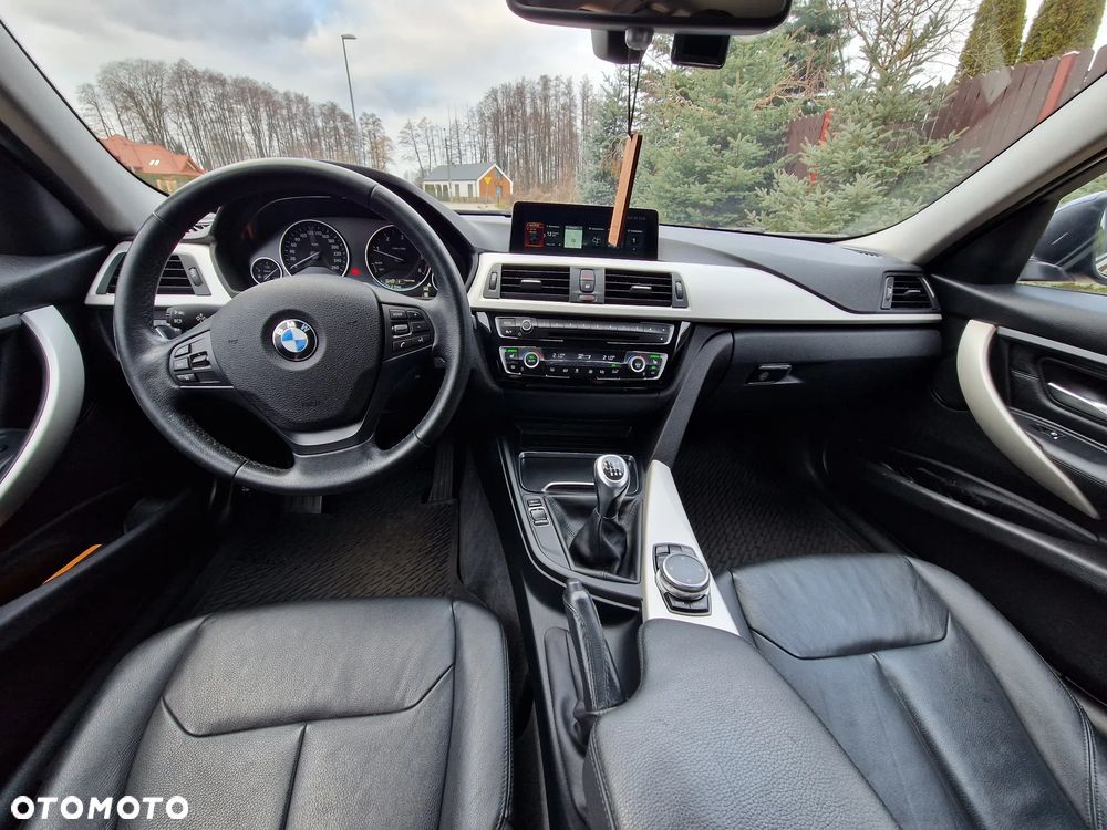 BMW Seria 3 320d Efficient Dynamic Edition Advantage - 30