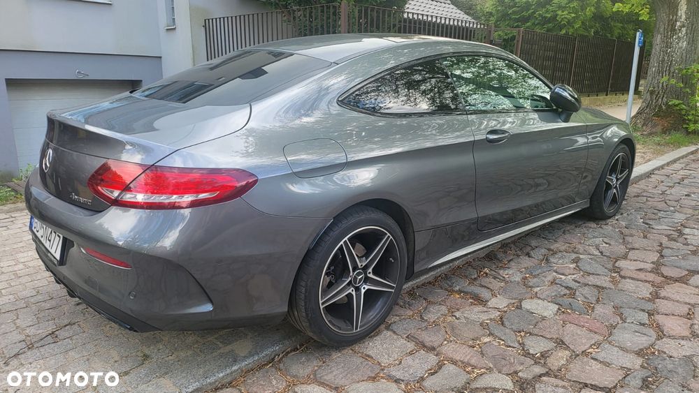 Mercedes-Benz Klasa C 220 d 4Matic 9G-TRONIC AMG Line - 7