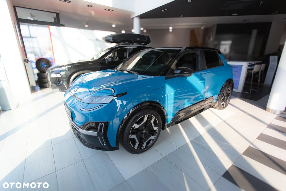 Nissan Micra 52kWh Evolve - 16