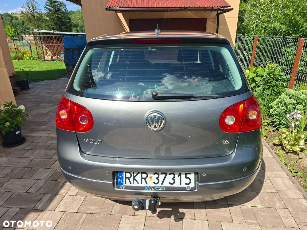 Volkswagen Golf - 3