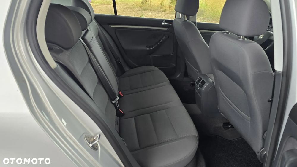 Volkswagen Golf V 2.0 FSI Comfortline DSG - 22