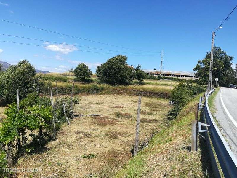 Terreno para venda em Salamonde, Vieira do Minho - Grande imagem: 2/6