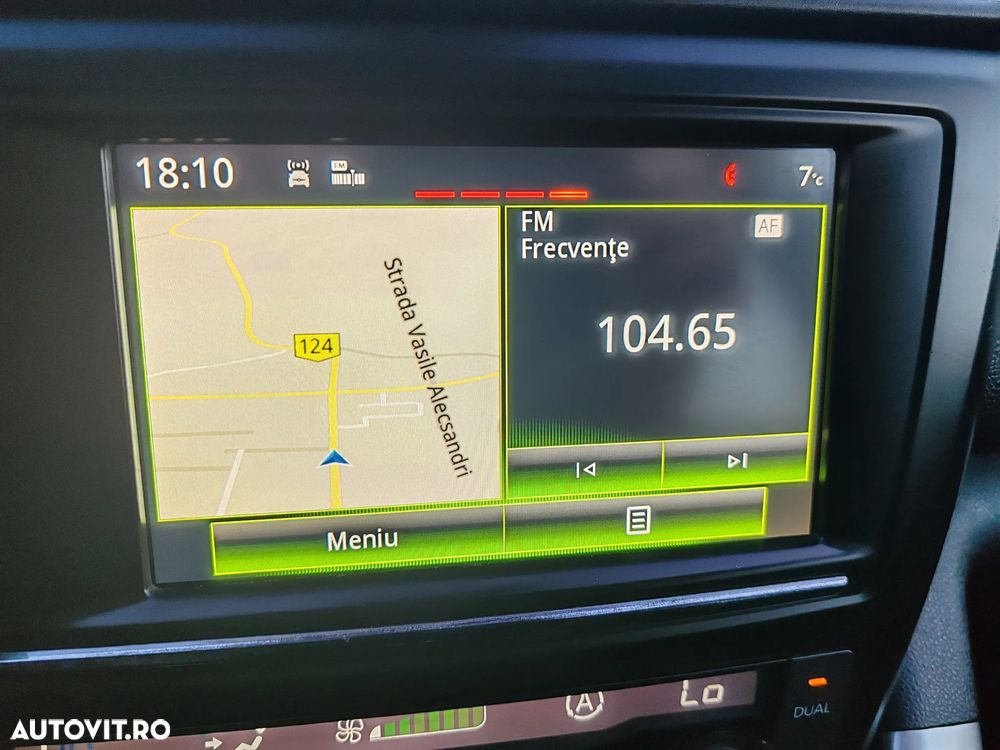 Ford Kuga 2.0 TDCi 2x4 Titanium - 12