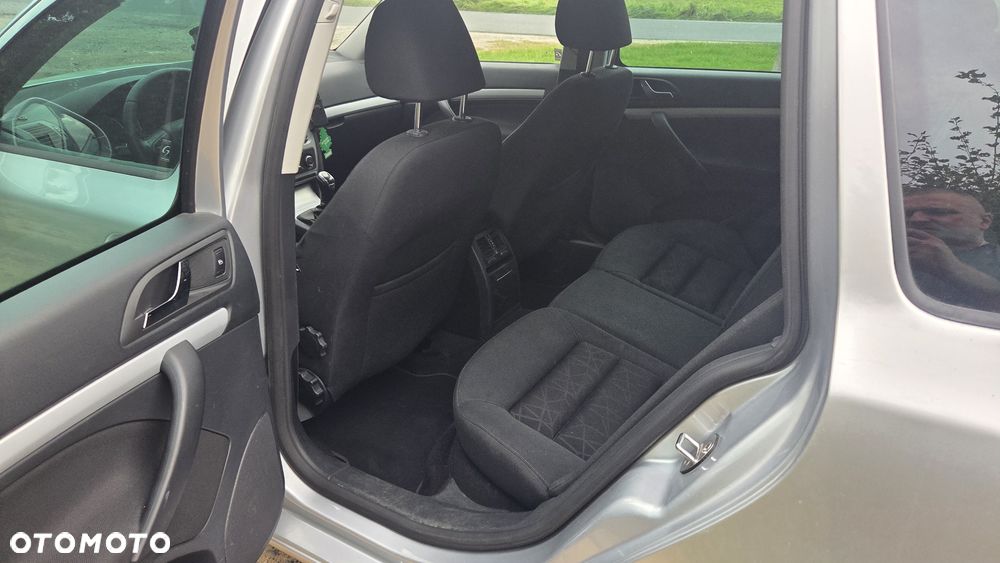 Skoda Octavia 1.6 TDI Family Plus - 25