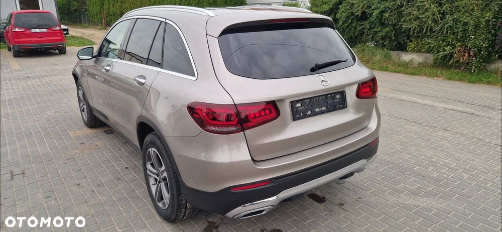 Mercedes-Benz GLC 220 d 4Matic 9G-TRONIC Exclusive - 2