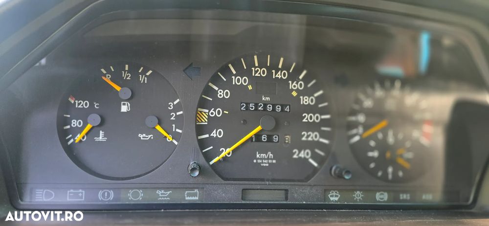 Mercedes-Benz CLE 300 - 3
