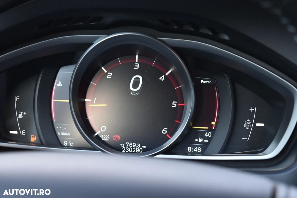 Volvo V40 D2 - 14