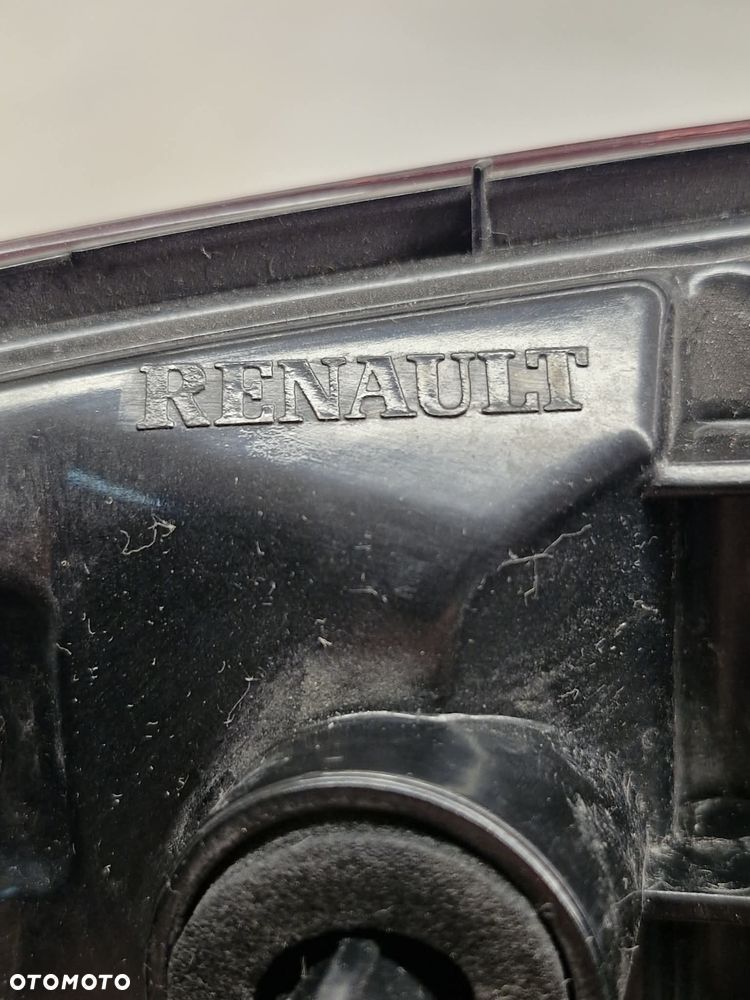 REANULT CAPTUR II LAMPA PRAWA TYŁ 265504004R - 9