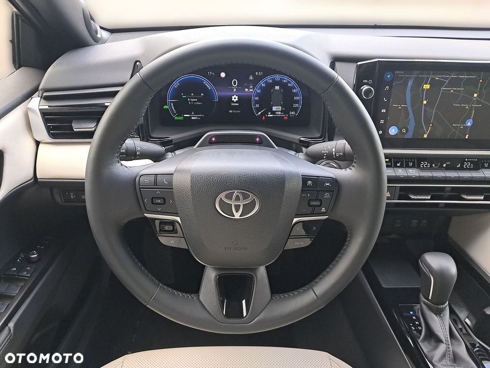 Toyota Camry - 6